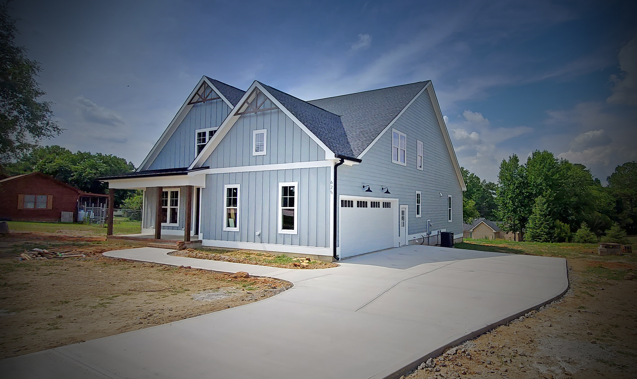 Four Oaks Residential Image